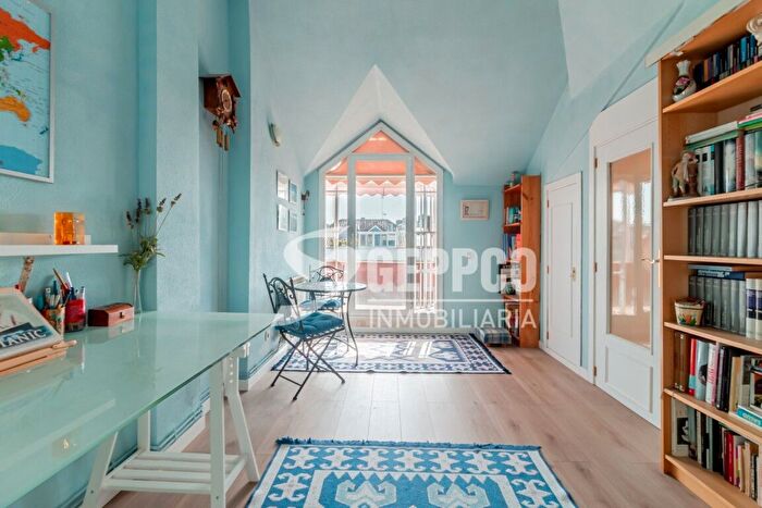 Casas en venta y pisos alquiler - 1
