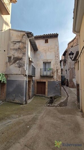 Casa en venta en Cervera del Río Alhama, La Rioja de 4 habitaciones