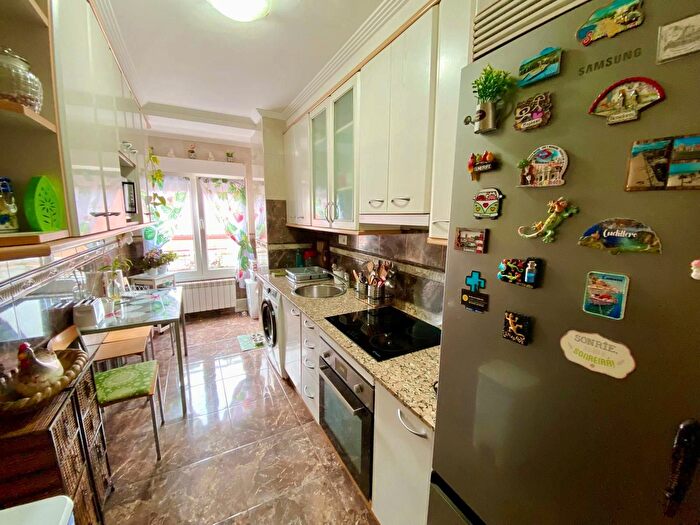 Casas en venta y pisos alquiler - 1