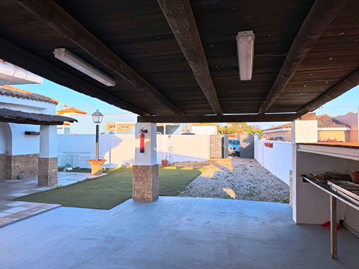 Casa en venta en Ctra Sanlúcar Cuatro Pinos, Cuatro Pinos El Carmen de 3 habitaciones