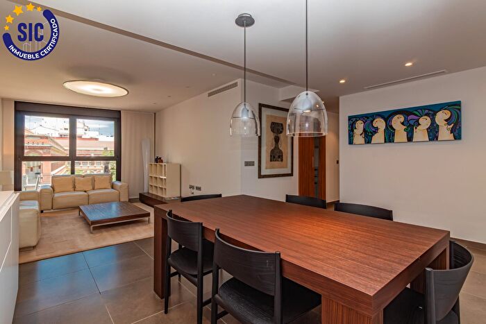 Piso en venta en Centro, Casco Histórico de 2 habitaciones
