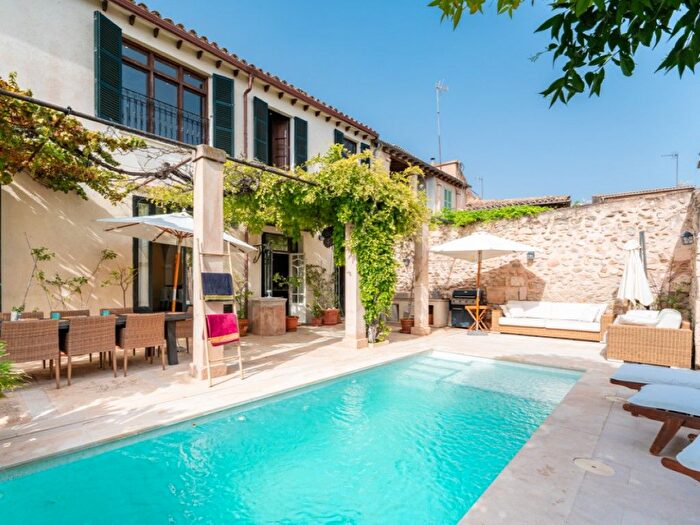 Casas en venta y pisos alquiler - 1