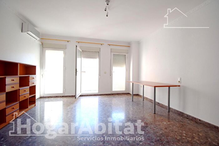 Casas en venta y pisos alquiler - 2