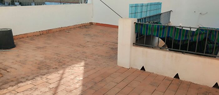 Casa en venta en Centro Doña Mercedes, Dos Hermanas de 5 habitaciones