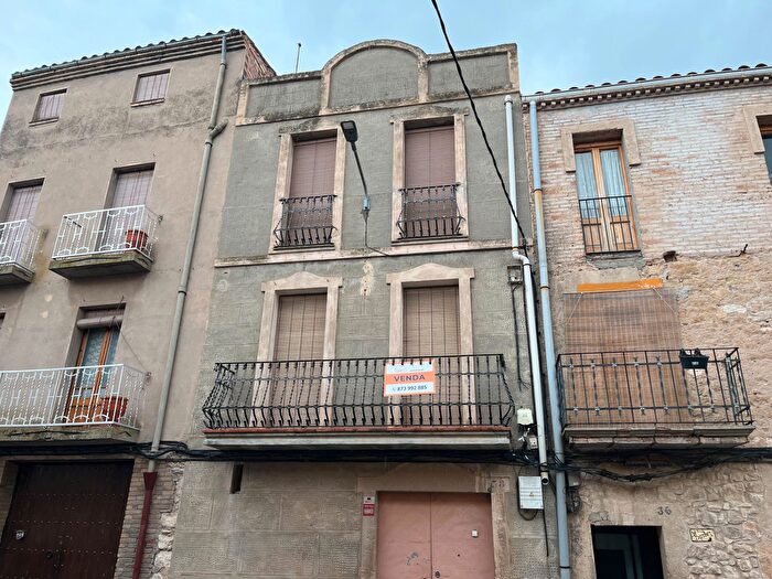 Casas en venta y pisos alquiler - 1