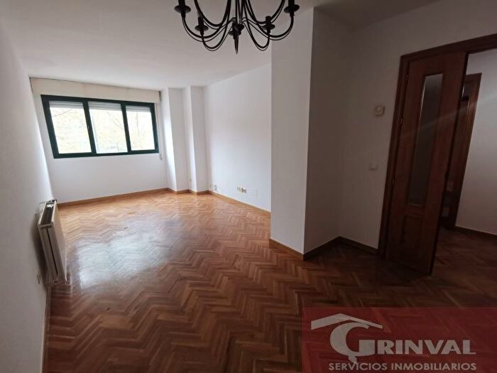 Casas en venta y pisos alquiler - 2