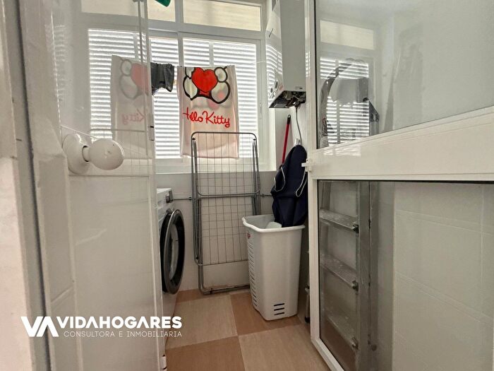 Casas en venta y pisos alquiler - 3