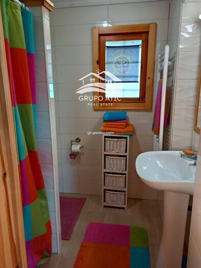 Casas en venta y pisos alquiler - 3