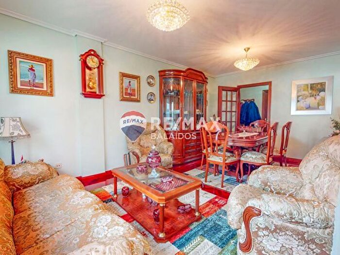Casas en venta y pisos alquiler - 2