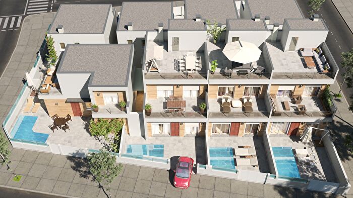 Casas en venta y pisos alquiler - 3