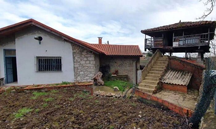 Casas en venta y pisos alquiler - 2
