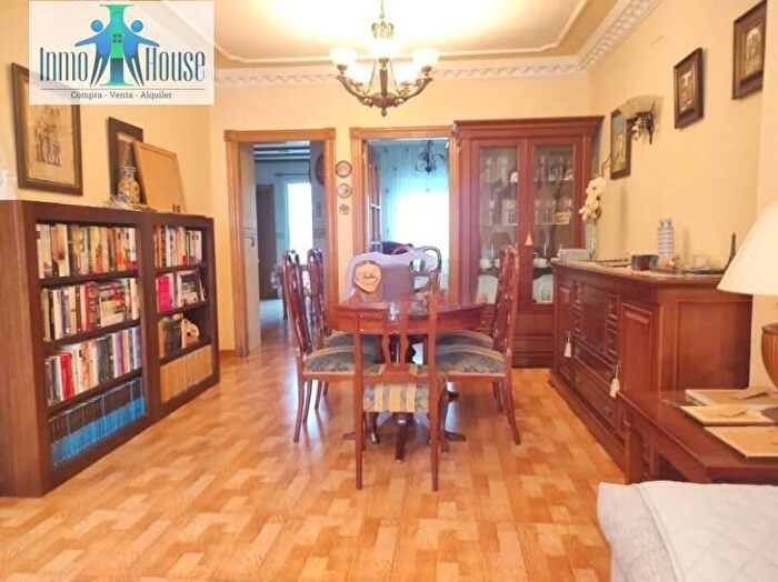 Casas en venta y pisos alquiler - 2
