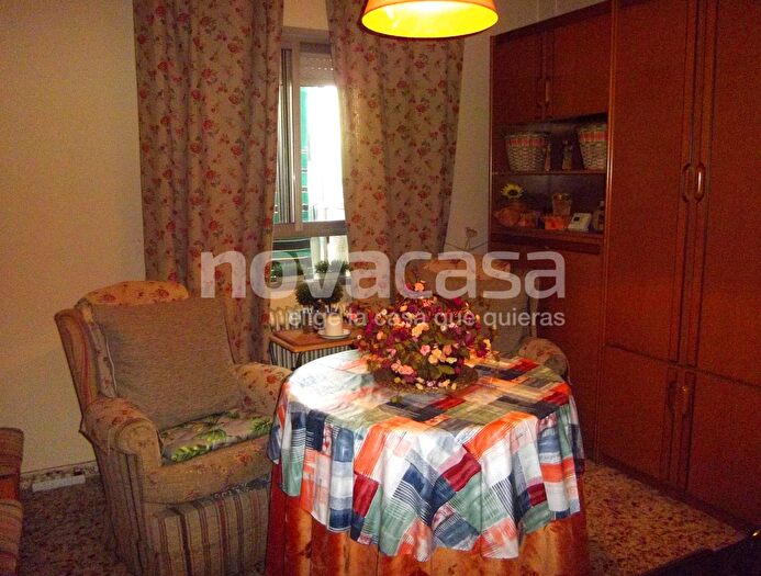 Casas en venta y pisos alquiler - 3