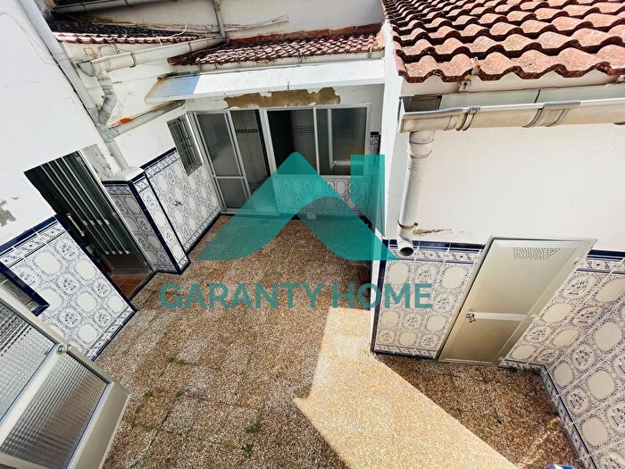 Casa en venta en Casco Antiguo, Cáceres Capital de 4 habitaciones