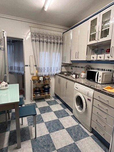 Casas en venta y pisos alquiler - 2