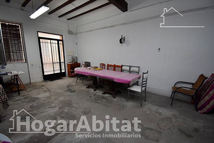 Casas en venta y pisos alquiler - 2
