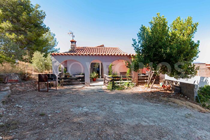 Casas en venta y pisos alquiler - 1