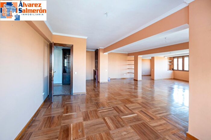 Casas en venta y pisos alquiler - 3