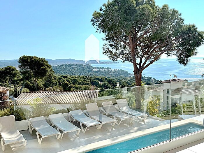 Casa en venta en Torre Valentina Mas Vilar de La Mutxada Treumal, Calonge i Sant Antoni de 4 habitaciones