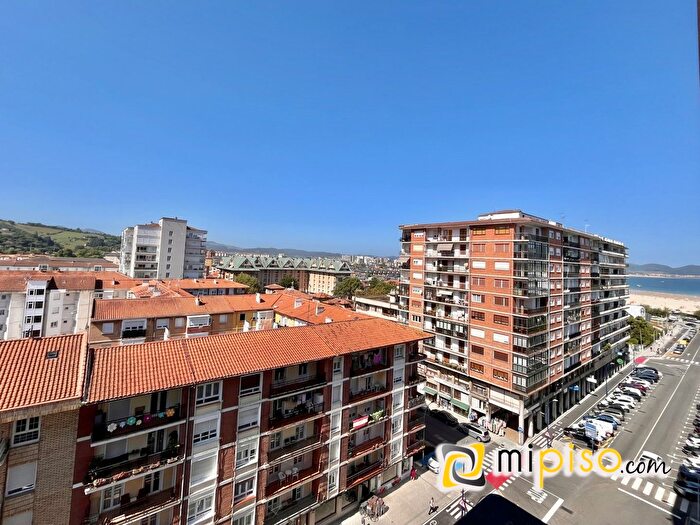 Piso en venta en Centro, Laredo de 3 habitaciones