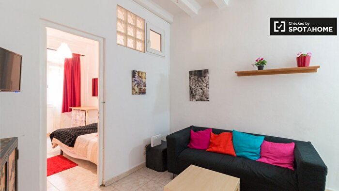 Piso en alquiler en Ciutat Vella, El Raval de 4 habitaciones