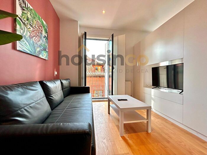 Casas en venta y pisos alquiler - 1