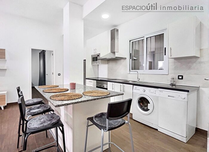 Casas en venta y pisos alquiler - 2