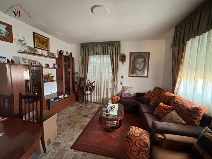 Casas en venta y pisos alquiler - 2