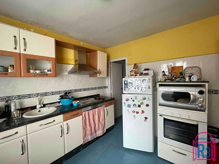 Casas en venta y pisos alquiler - 2
