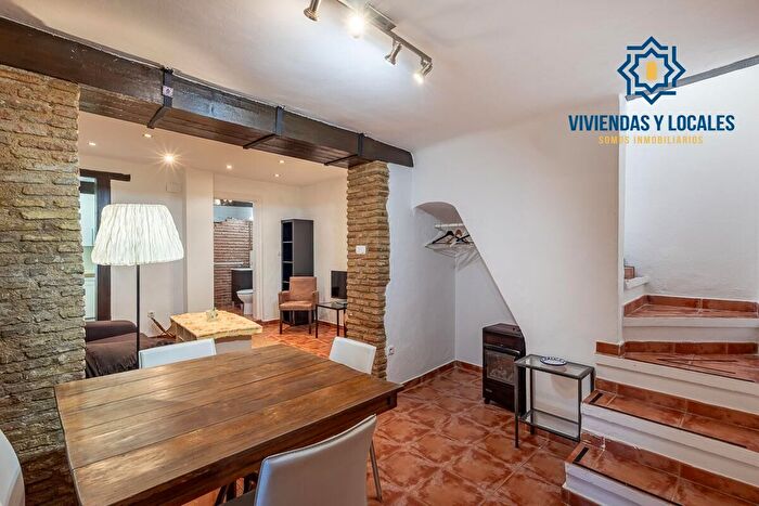 Casas en venta y pisos alquiler - 2