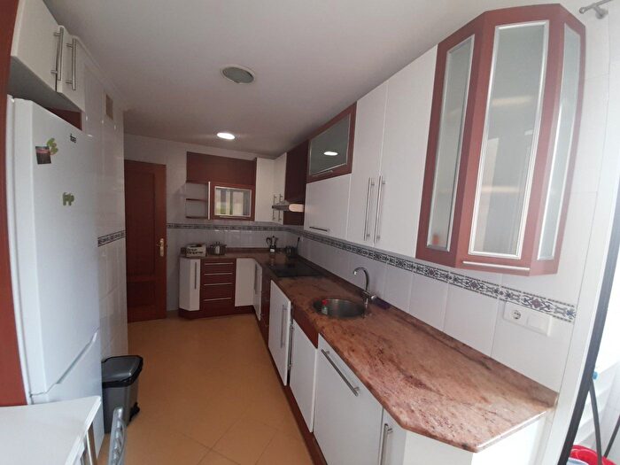 Casas en venta y pisos alquiler - 2