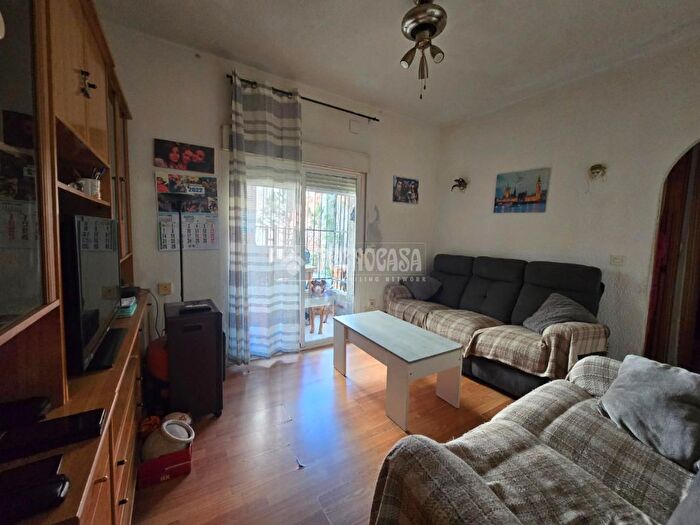 Casas en venta y pisos alquiler - 1