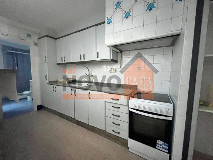 Casas en venta y pisos alquiler - 2