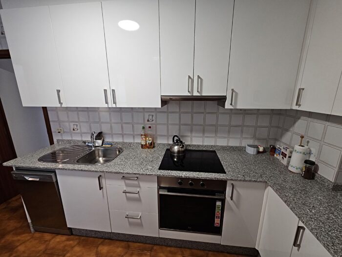 Casas en venta y pisos alquiler - 2