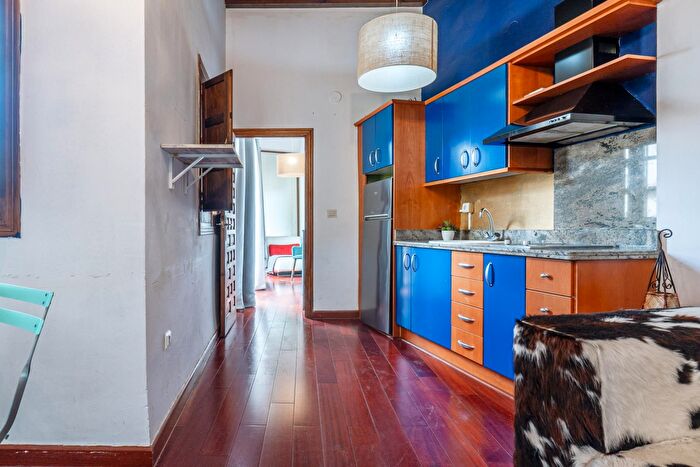 Casas en venta y pisos alquiler - 1