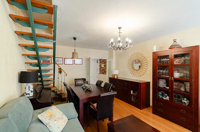 Casas en venta y pisos alquiler - 2