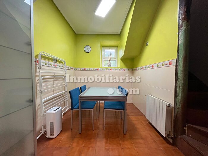 Casas en venta y pisos alquiler - 2