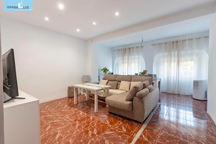 Casa en venta en Padul, Granada de 4 habitaciones