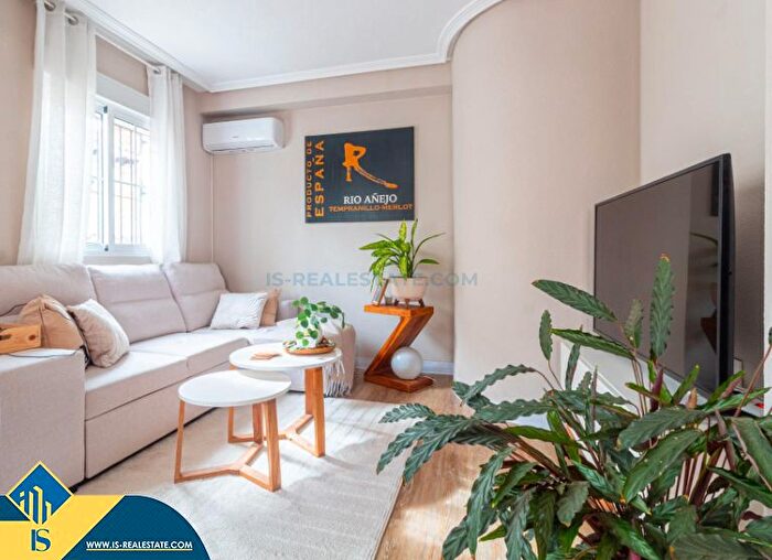 Casas en venta y pisos alquiler - 2