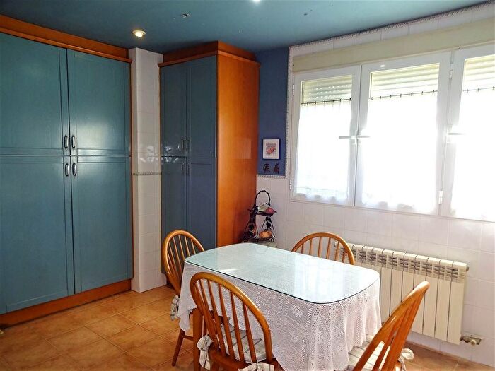 Casas en venta y pisos alquiler - 2