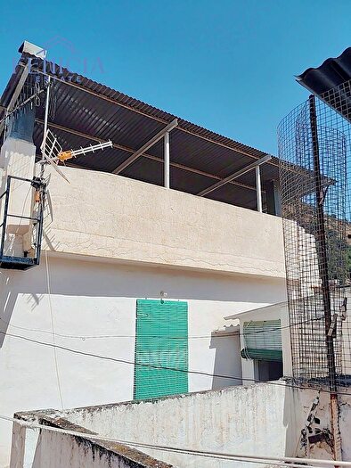 Casas en venta y pisos alquiler - 1