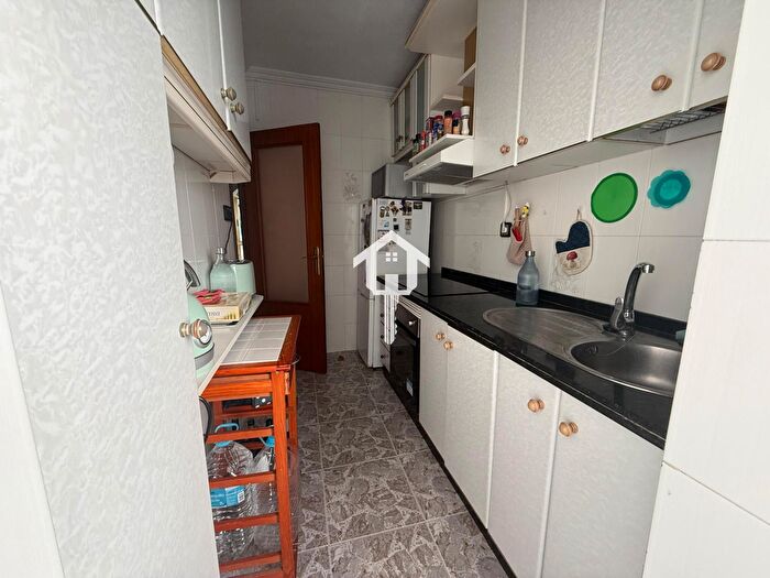 Casas en venta y pisos alquiler - 2
