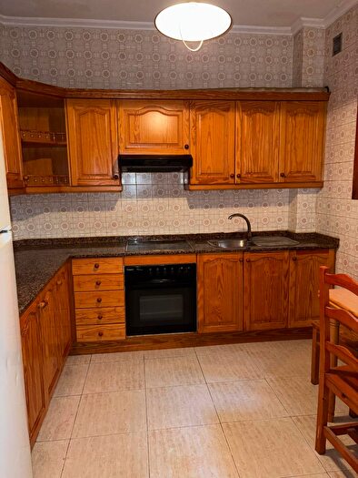 Casas en venta y pisos alquiler - 1