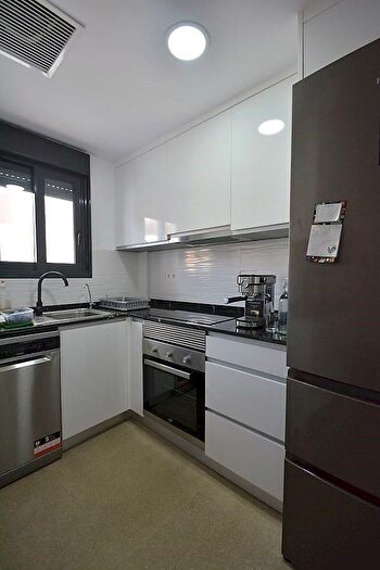 Casas en venta y pisos alquiler - 2