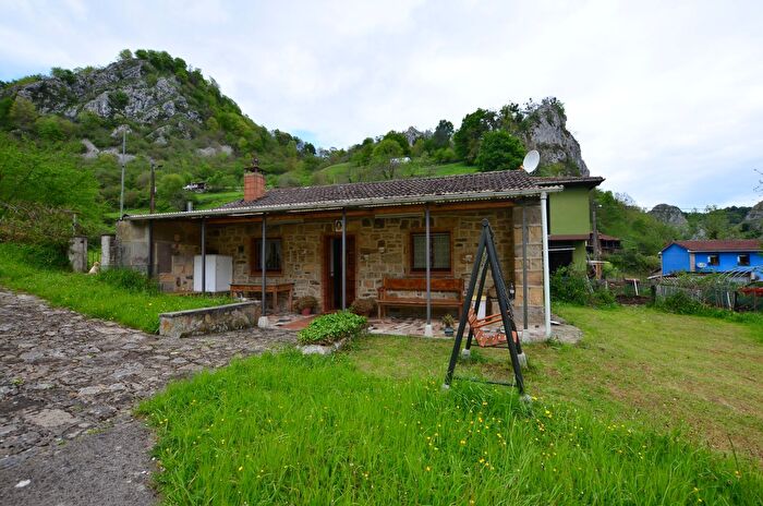 Casas en venta y pisos alquiler - 2