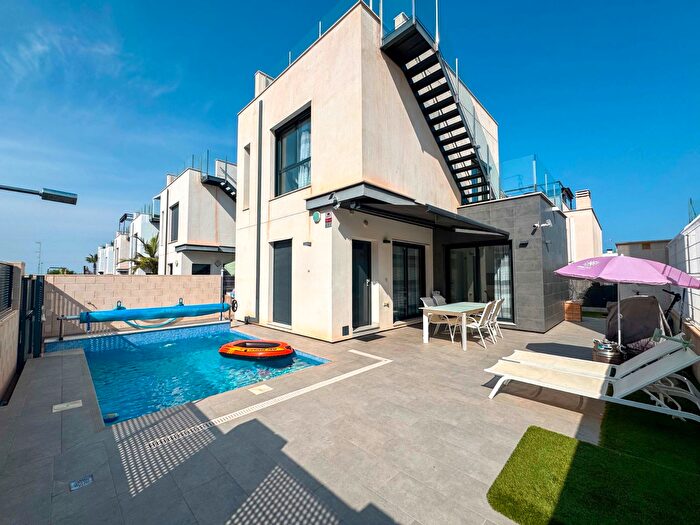 Casas en venta y pisos alquiler - 1