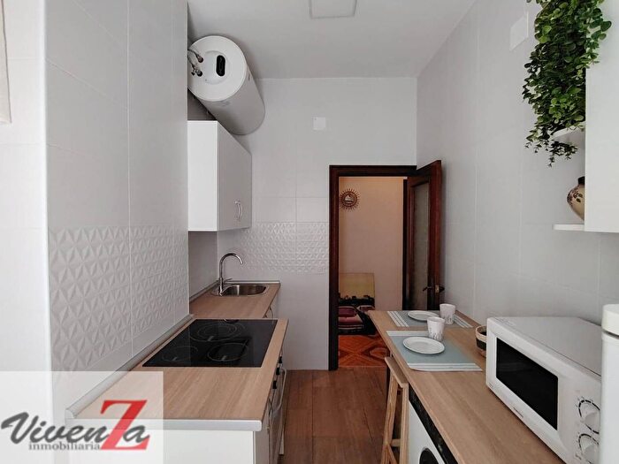 Casas en venta y pisos alquiler - 1