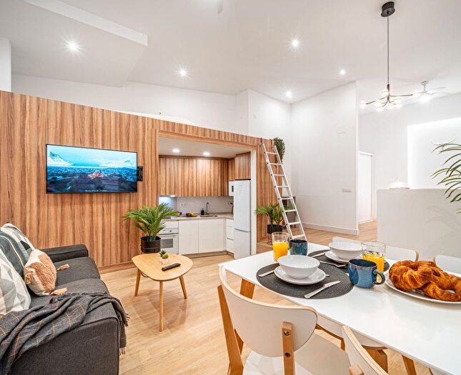 Piso en venta en Centro, La Goleta San Felipe Neri de 1 habitacion