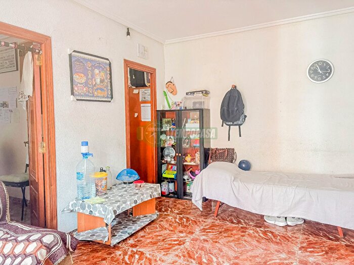Casas en venta y pisos alquiler - 2