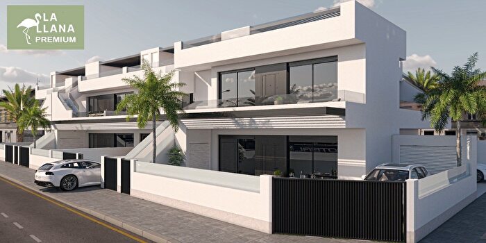 Casa en venta en Los Peñascos El Salero Los Imbernones, San Pedro del Pinatar de 3 habitaciones